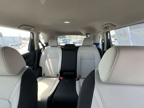 Used 2023 Honda CR-V LX image 5