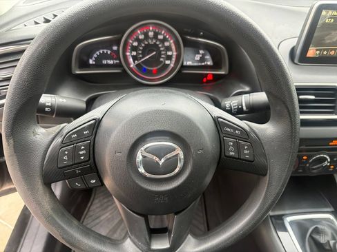Used 2016 MAZDA MAZDA3 i Sport FWD image 12