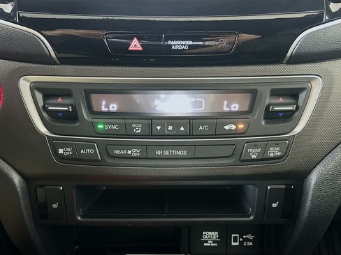 Used 2023 Honda Passport TrailSport image 23