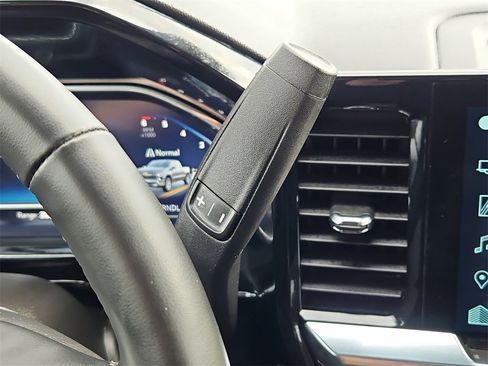 Certified 2024 Chevrolet Silverado 1500 LT image 29