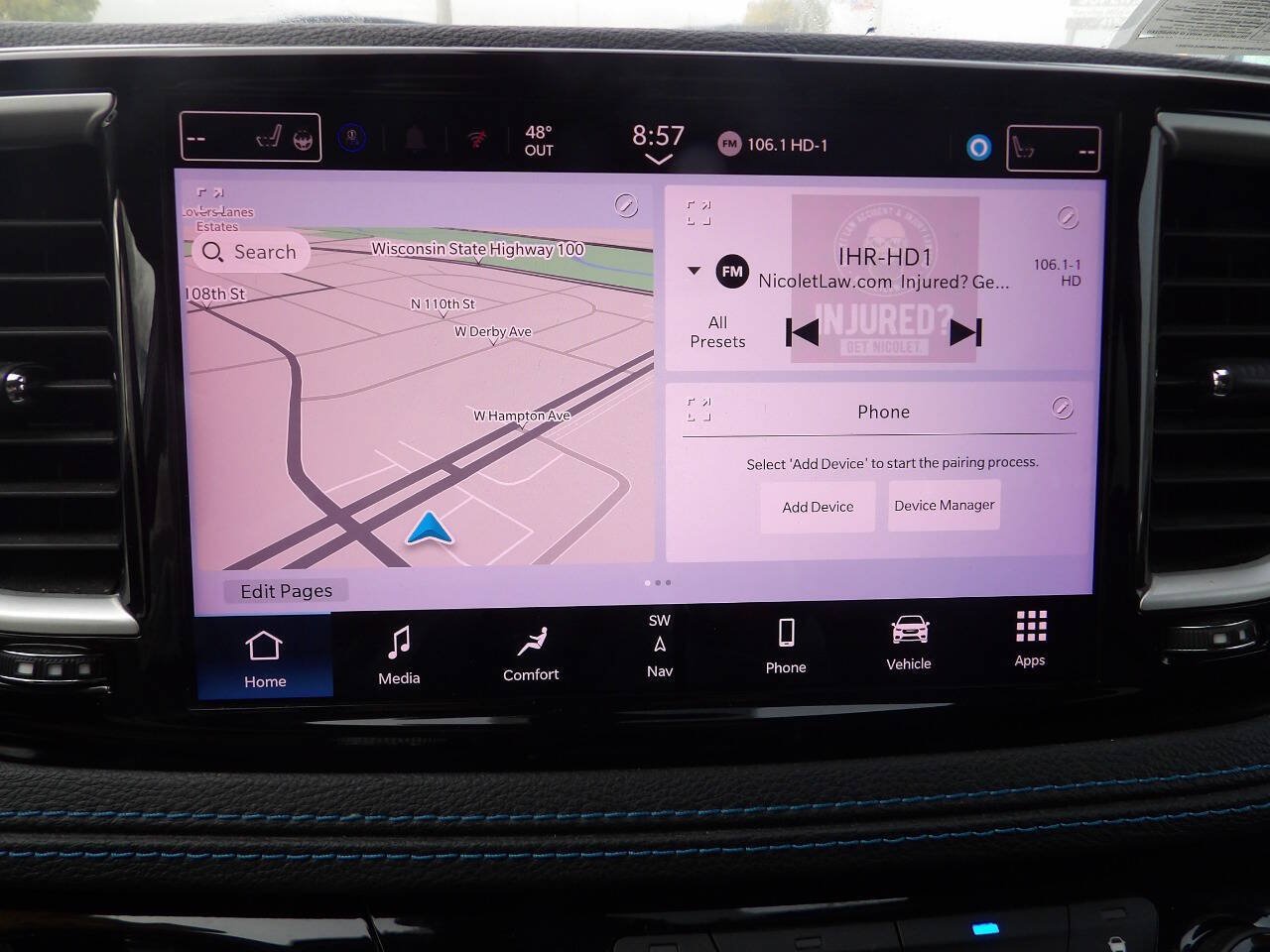 Used 2021 Chrysler Pacifica Touring-L FWD image 18
