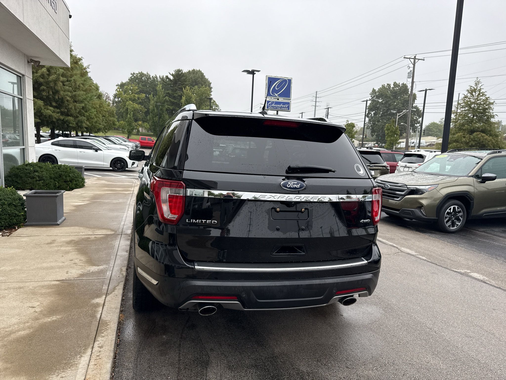 Used 2018 Ford Explorer Limited AWD/4WD image 4
