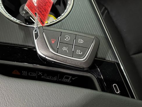 New 2026 Cadillac Lyriq Sport image 59