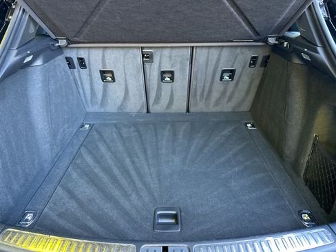 Used 2025 Porsche Macan image 16