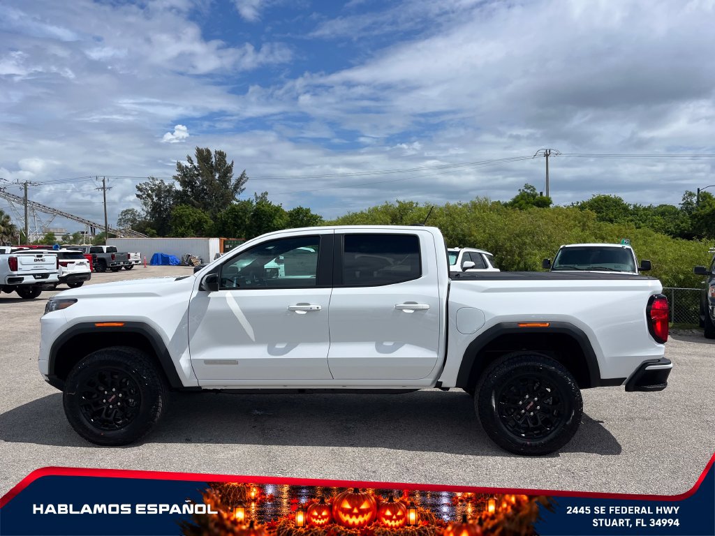 New 2026 GMC Canyon Elevation RWD image 4