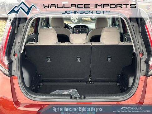 Used 2023 Kia Soul LX w/ LX Technology Package image 39