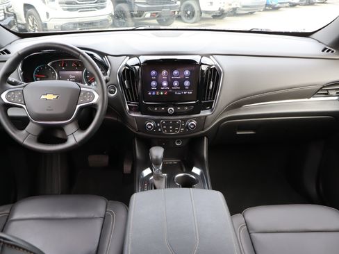 Used 2023 Chevrolet Traverse LT w/ LPO, Cargo Package AWD/4WD image 14