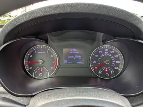 Used 2019 Kia Optima LX FWD image 23