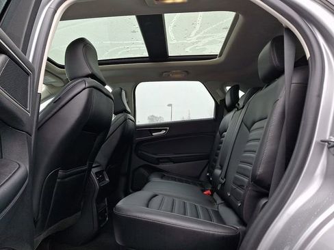 Used 2022 Ford Edge SEL w/ Convenience Package image 11