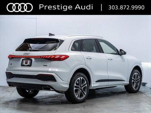 Used 2025 Audi Q5 Premium w/ Convenience Package AWD/4WD image 8