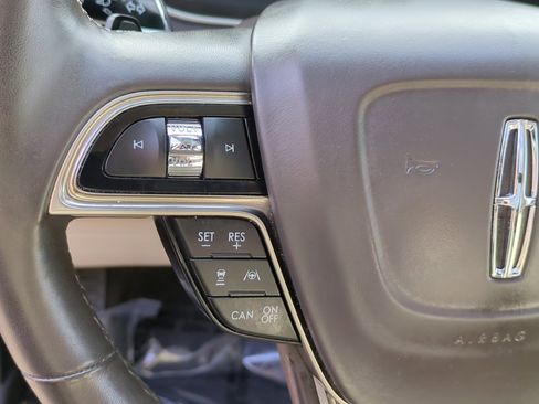 Used 2019 Lincoln Nautilus Reserve w/ Ultimate Package image 18