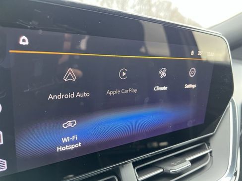 New 2026 Chevrolet Trax RS w/ Sunroof Package image 14