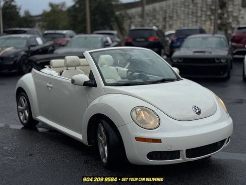 Used 2007 Volkswagen Beetle Triple White Edition FWD image 7