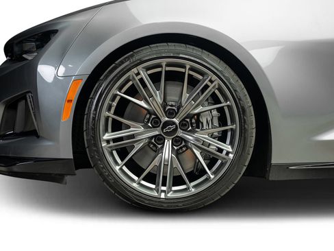 Used 2022 Chevrolet Camaro ZL1 RWD image 24