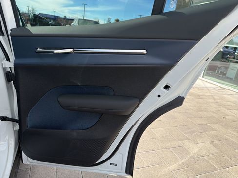 New 2026 Volvo EX30 Cross Country Ultra w/ Protection Package Premier image 22