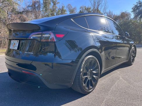 Used 2021 Tesla Model Y Long Range AWD/4WD image 7