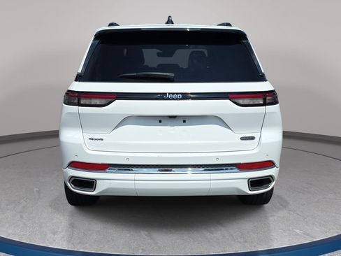Certified 2023 Jeep Grand Cherokee Overland AWD/4WD image 6