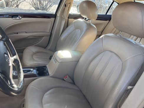 Used 2011 Buick Lucerne CXL image 11