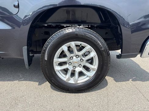 Used 2024 Chevrolet Silverado 1500 LT AWD/4WD image 39