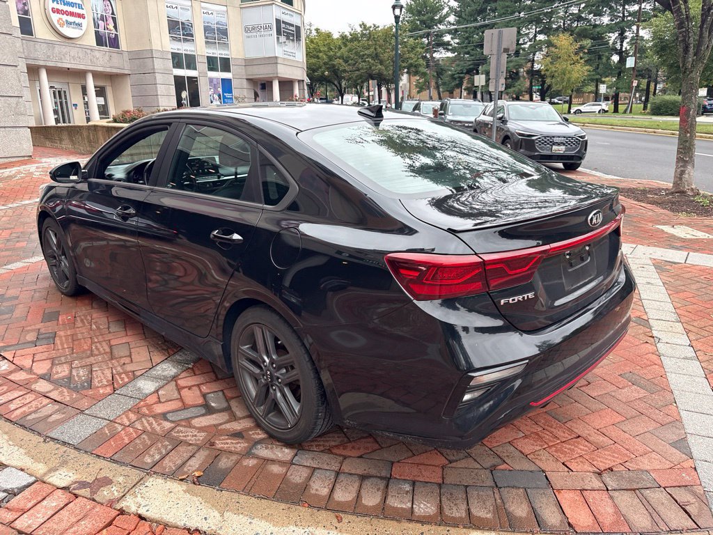 Used 2021 Kia Forte GT-Line w/ GT-Line Premium Package FWD image 5