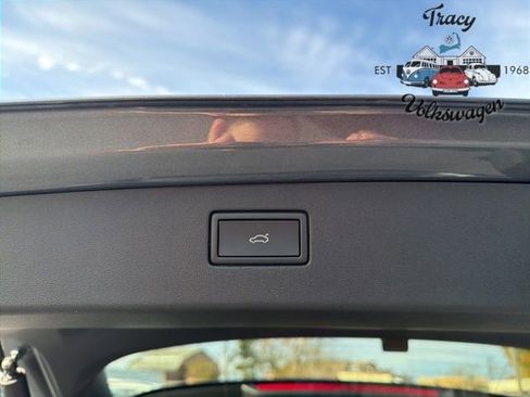 New 2026 Volkswagen Tiguan SE R-Line image 23