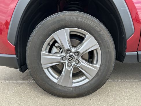 Certified 2025 Toyota RAV4 XLE AWD/4WD image 11