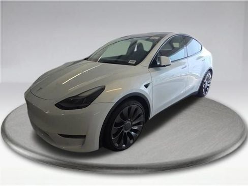 Used 2023 Tesla Model Y Long Range AWD/4WD image 12