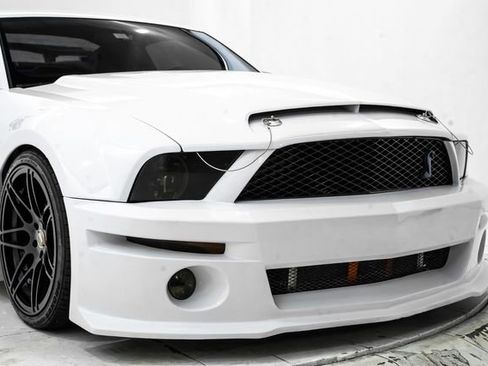 Used 2008 Ford Mustang Shelby GT500 RWD image 16