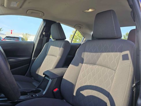 Used 2024 Toyota Corolla LE FWD image 27