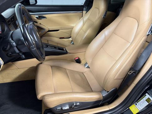 Certified 2016 Porsche 911 Targa 4S AWD/4WD image 5