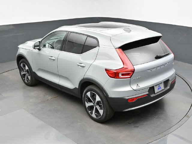 Used 2024 Volvo XC40 B5 Plus w/ Protection Package Premier AWD/4WD image 43