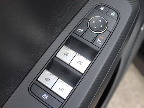 New 2026 Mitsubishi Outlander LE AWD/4WD image 7