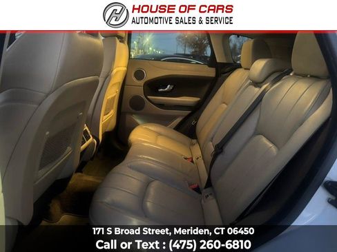 Used 2017 Land Rover Range Rover Evoque SE Premium image 25