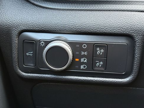 Used 2021 Ford Explorer 4WD image 17