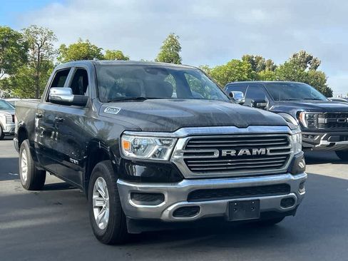 Used 2024 RAM 1500 Laramie AWD/4WD image 4