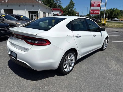Used 2013 Dodge Dart SXT w/ Popular Equipment Group FWD image 5