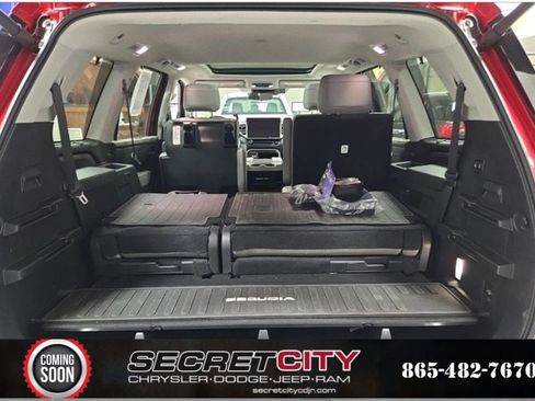 Used 2024 Toyota Sequoia Limited image 9