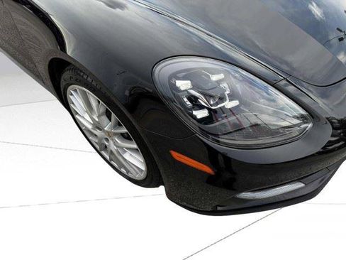 Used 2017 Porsche Panamera 4 AWD/4WD image 8
