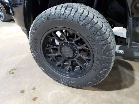 Used 2022 RAM 2500 Big Horn AWD/4WD image 34