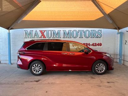 Used 2023 Toyota Sienna XLE