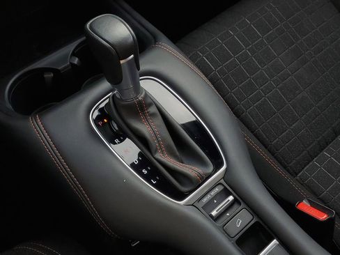 Certified 2024 Honda HR-V Sport image 24