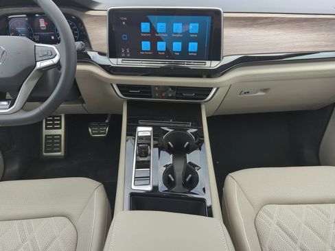 New 2026 Volkswagen Atlas SEL Premium R-Line image 27