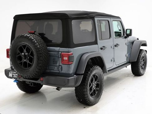 Used 2024 Jeep Wrangler Unlimited image 9