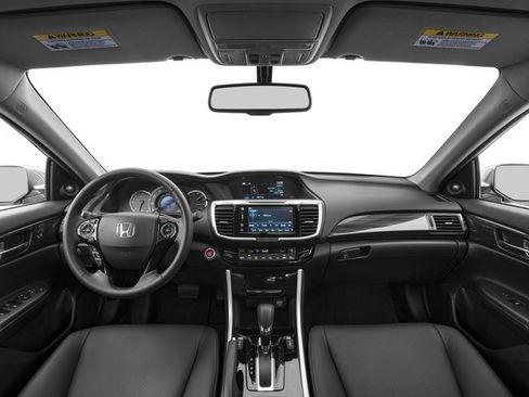 Used 2017 Honda Accord EX-L image 11