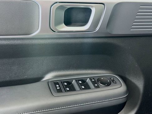 Certified 2025 Hyundai Santa Fe XRT image 18