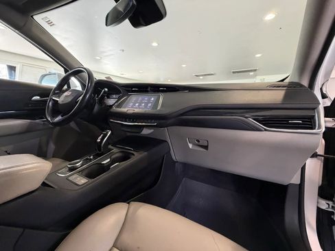 Used 2020 Cadillac XT4 Premium Luxury FWD image 22