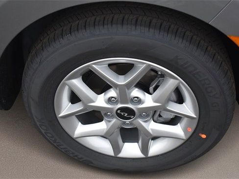 New 2025 Kia Soul LX image 11