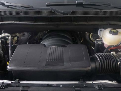 Used 2024 Chevrolet Tahoe LT w/ Luxury Package image 22