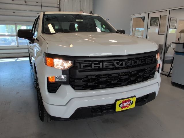 Used 2023 Chevrolet Silverado 1500 Custom w/ LPO, Dark Essentials Package AWD/4WD image 34