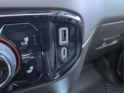 Used 2024 Chevrolet Silverado 1500 LT Trail Boss w/ LT Trail Boss Premium Package image 21